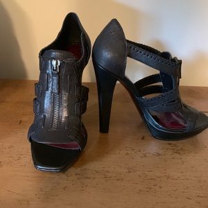 Jessica Simpson heels